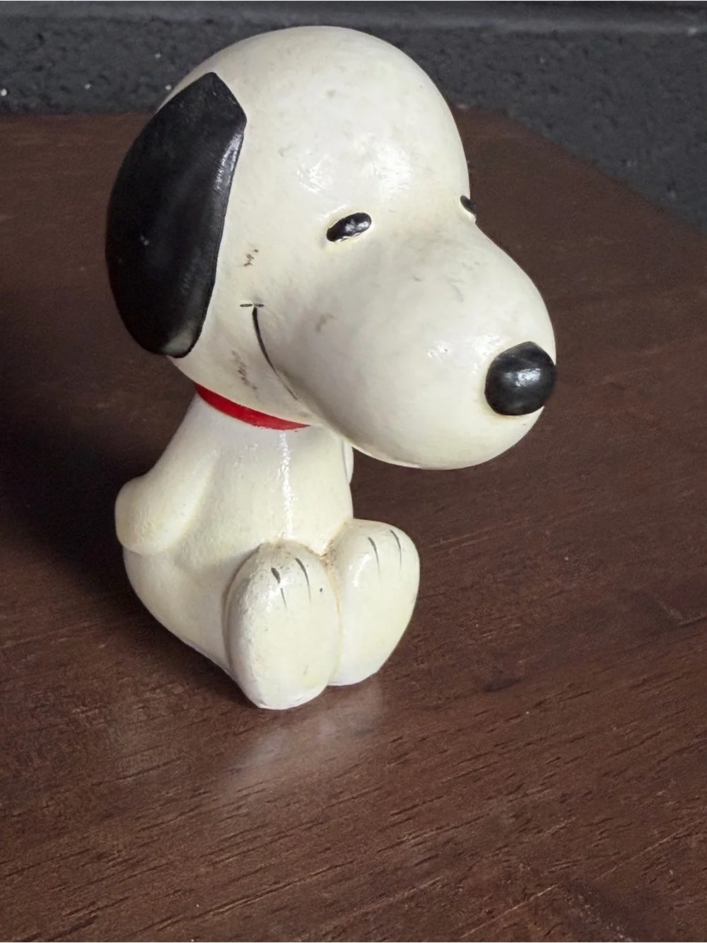 Snoopy charming figurine
